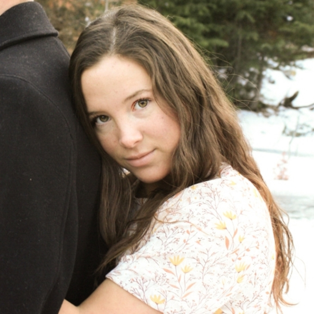 Meet your Posher, Celina